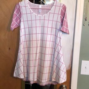 LuLaRoe Perfect T